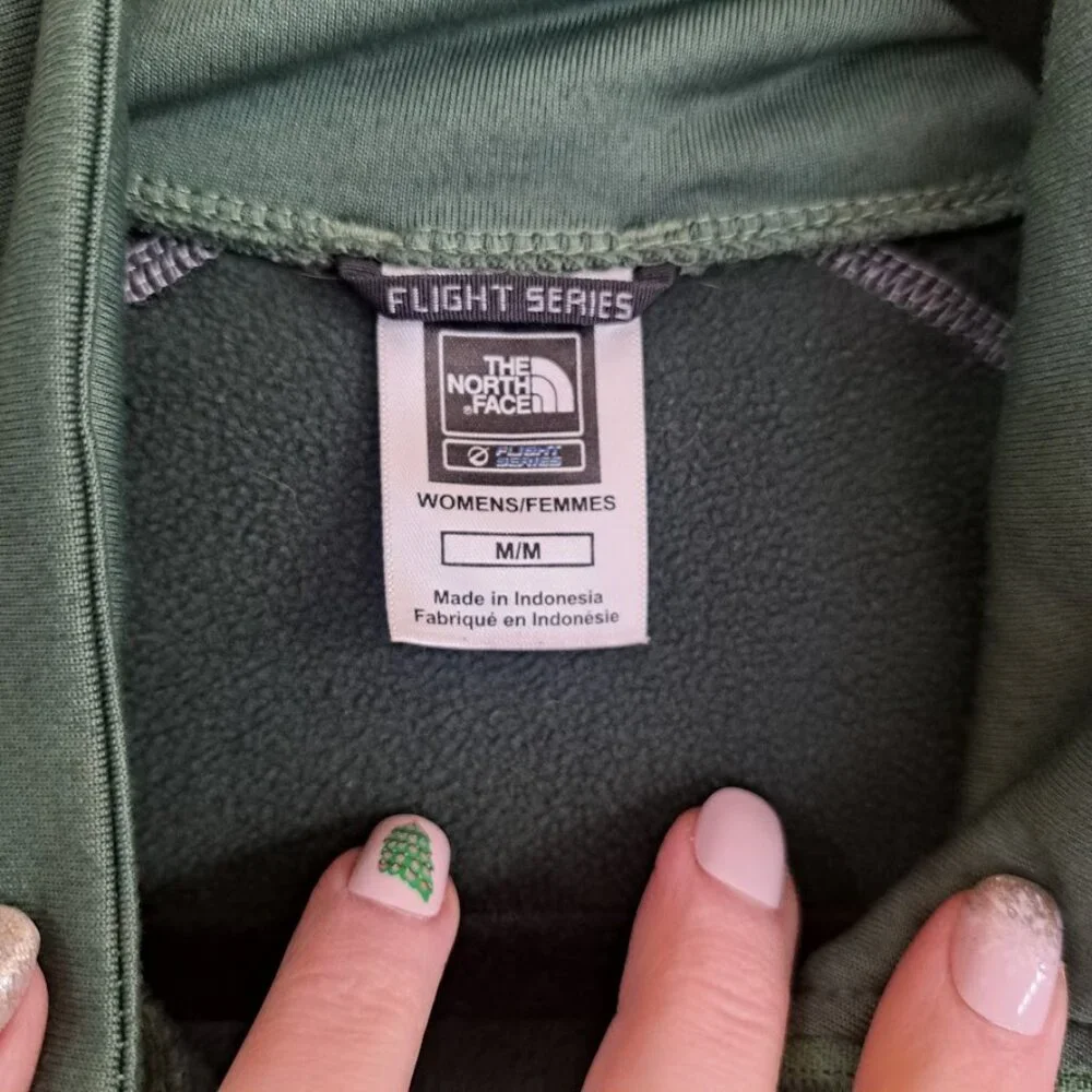 The‎ North Face women's light jacket shirt quarter zip size medium long sleeve